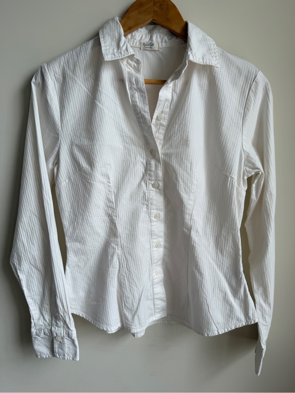 4/$20 John Galt Women’s Fitted Button Down Shirt 100% Cotton